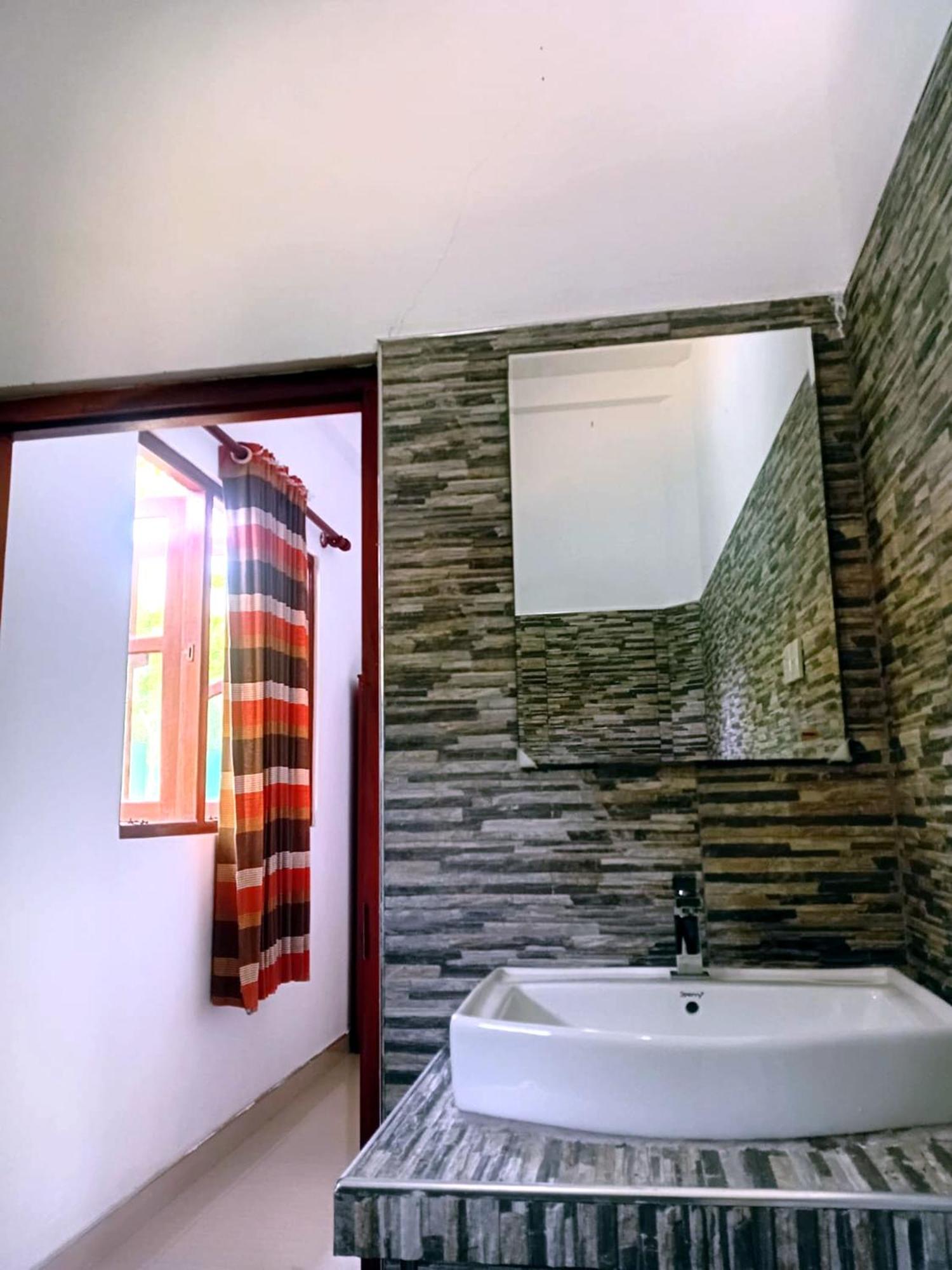 Guesthouse Dilush Берувала Екстер'єр фото